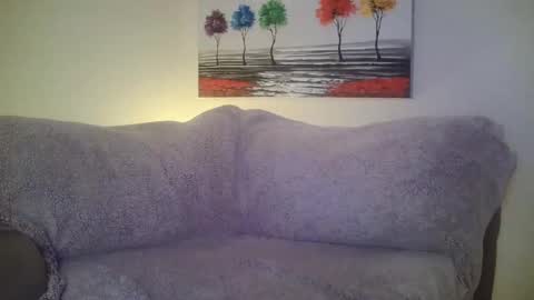 petite treat  online show from 01-01-25, 09:28