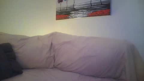 petite treat  online show from 02-08-25, 10:50