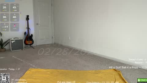 Snapshot of petitebrat chatting on 02-28-26, 03:13 PiperAvery online show from 02-28-26, 03:13