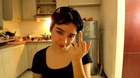 Snapshot of petitee_lunna chatting on 07-02-26, 02:33 Lunna online show from 07-02-26, 02:33