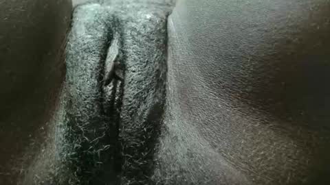 Snapshot of petiteme1 chatting on 02-06-25, 07:51 petiteme1 online show from 02-06-25, 07:51