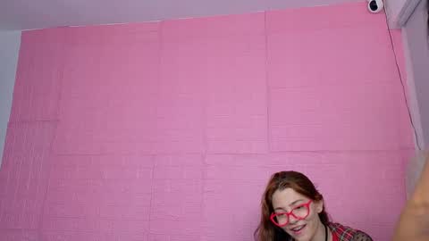   Tip us  ask our names online show from 09-25-25, 05:00