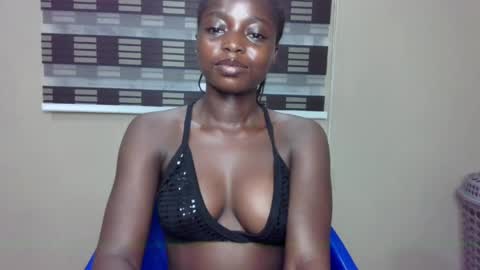 petitexxebony online show from 05-16-26, 08:07