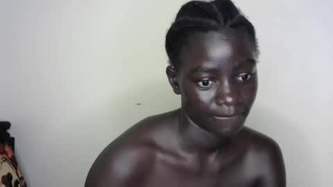 petitte_gyaal online show from 12-21-25, 06:53