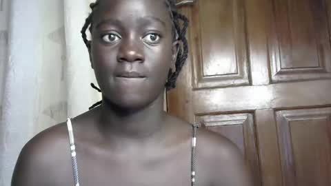 petitte_gyaal online show from 01-12-26, 04:01