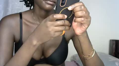 pettite_cora1 online show from 11-27-25, 07:38