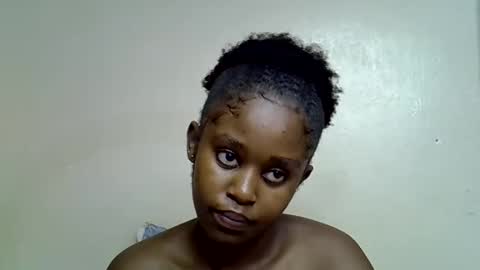 Snapshot of pettite_gal chatting on 04-23-26, 04:53 pettite_gal online show from 04-23-26, 04:53