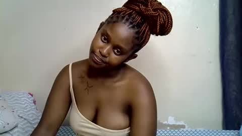 Snapshot of pettite_gal chatting on 05-13-26, 05:54 pettite_gal online show from 05-13-26, 05:54