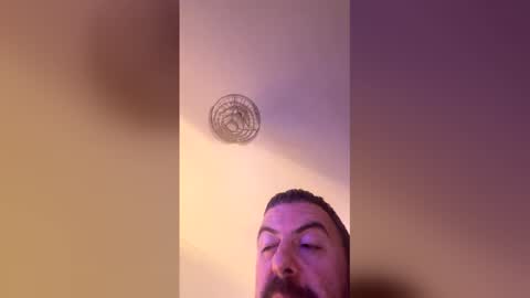 Snapshot of pez1112 chatting on 05-30-26, 10:18 pez1112 online show from 05-30-26, 10:18