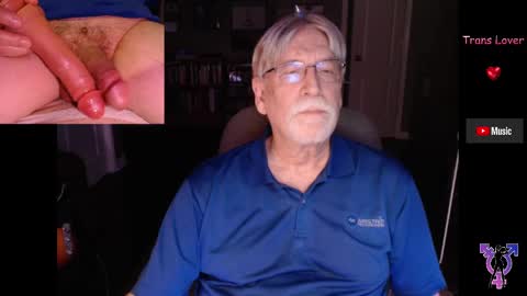 Snapshot of pghk2000 chatting on 09-30-25, 07:13 George online show from 09-30-25, 07:13