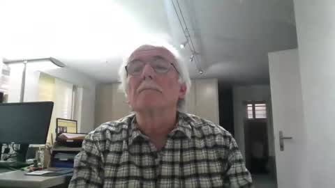 Snapshot of pgroove542707 chatting on 11-21-25, 11:09 pgroove542707 online show from 11-21-25, 11:09