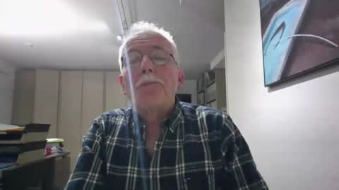 Snapshot of pgroove542707 chatting on 12-14-25, 10:25 pgroove542707 online show from 12-14-25, 10:25