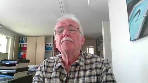 pgroove542707 online show from 04-21-26, 10:21