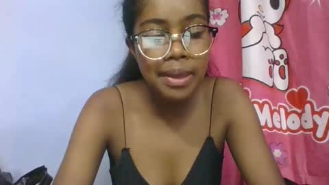 phania185885 online show from 05-03-26, 08:53
