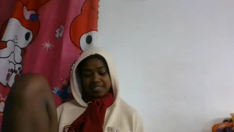 phania185885 online show from 06-18-26, 09:14