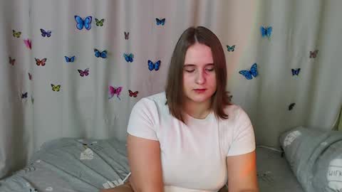 Snapshot of phantommira chatting on 01-22-25, 06:20 phantommira online show from 01-22-25, 06:20