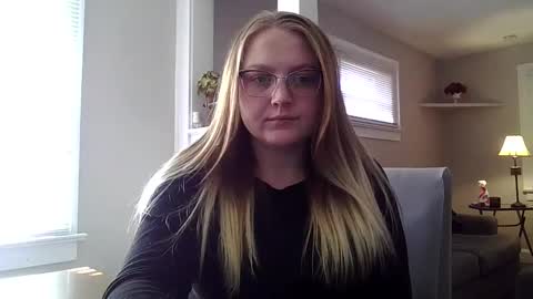 Snapshot of phatassblond chatting on 02-10-25, 04:58 PhatAssBlond online show from 02-10-25, 04:58