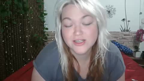 phatpcat73 online show from 04-24-26, 06:32
