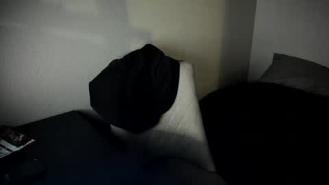 Snapshot of phenomenalpleasures chatting on 01-14-25, 03:22 Jasmine Juice online show from 01-14-25, 03:22