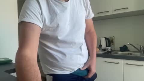 Snapshot of pheromone45 chatting on 01-23-25, 10:43 pheromone45 online show from 01-23-25, 10:43