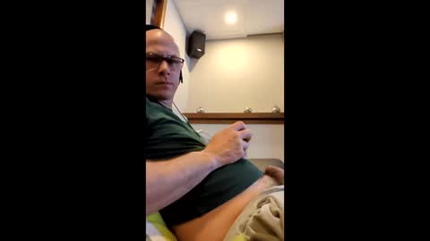 phil965 online show from 04-26-26, 01:03