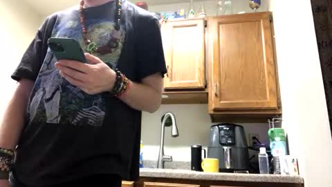 Phil online show from 01-02-25, 03:37