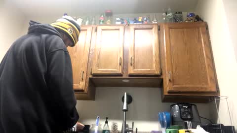 Phil online show from 10-13-25, 08:20