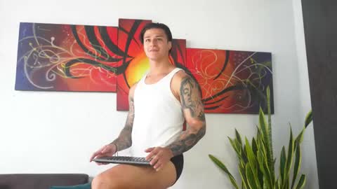 Snapshot of philip_dalton chatting on 09-19-25, 05:24 Philip Dalton online show from 09-19-25, 05:24