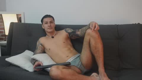 Snapshot of philip_dalton chatting on 11-05-25, 06:52 Philip Dalton online show from 11-05-25, 06:52