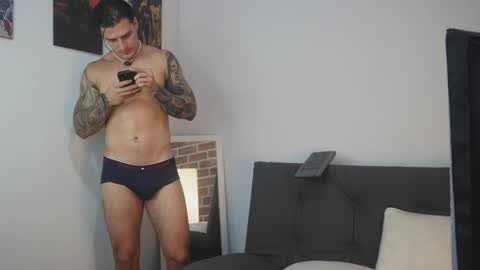 Snapshot of philip_dalton chatting on 11-18-25, 06:34 Philip Dalton online show from 11-18-25, 06:34