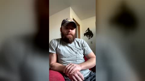 Snapshot of phillipbeech86 chatting on 12-16-25, 09:42 phillipbeech86 online show from 12-16-25, 09:42