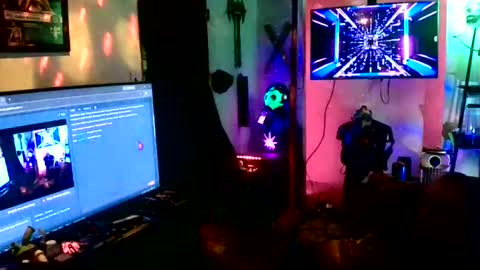 philthisdick1 online show from 07-04-26, 09:37