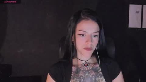 phoenixx_x online show from 02-23-25, 04:39