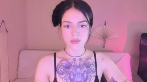 Snapshot of phoenixx_x chatting on 04-12-26, 08:58 phoenixx_x online show from 04-12-26, 08:58