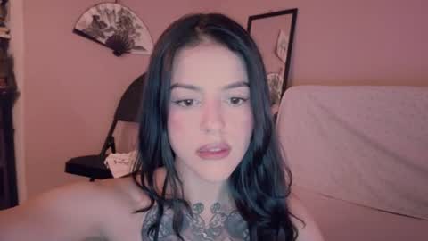 Snapshot of phoenixx_x chatting on 07-16-26, 12:27 phoenixx_x online show from 07-16-26, 12:27