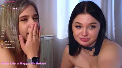 Snapshot of phyllisheart chatting on 02-25-25, 11:41 Lora black and Lili blonde welcome you here online show from 02-25-25, 11:41