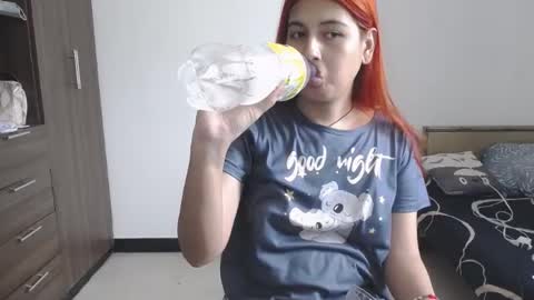 Snapshot of pia_alonzo30 chatting on 04-20-26, 07:26 izzy online show from 04-20-26, 07:26