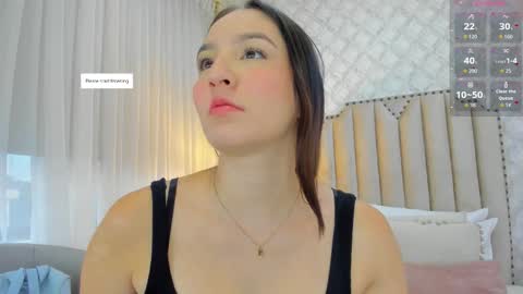 Snapshot of pia_johnson_ chatting on 11-04-25, 11:31 online show from 11-04-25, 11:31