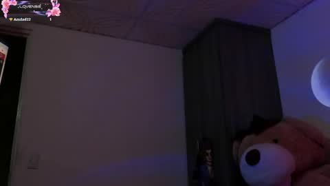 Snapshot of piafisher_ chatting on 02-14-25, 11:10 PIA FISHER online show from 02-14-25, 11:10