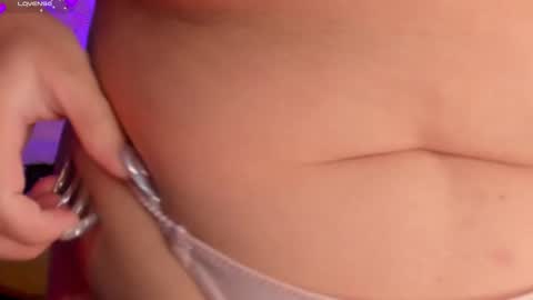 Snapshot of piafisher_ chatting on 02-17-25, 11:02 PIA FISHER online show from 02-17-25, 11:02