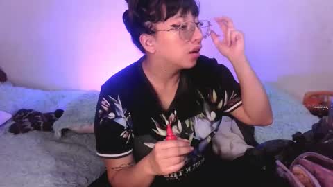 Snapshot of piafisher_ chatting on 11-28-25, 01:52 PIA FISHER online show from 11-28-25, 01:52