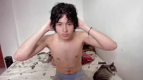 Snapshot of picaszomilos350 chatting on 11-03-25, 07:26 picaszomilos350 online show from 11-03-25, 07:26