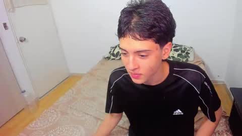 picaszomilos350 online show from 03-13-26, 07:26