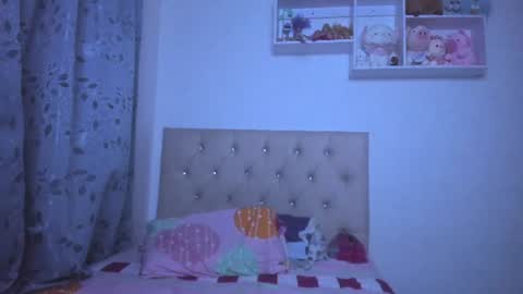 Snapshot of picaszomilos350 chatting on 07-11-26, 03:09 picaszomilos350 online show from 07-11-26, 03:09