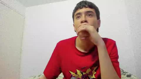 Snapshot of picaszomilos350 chatting on 07-12-26, 01:07 picaszomilos350 online show from 07-12-26, 01:07