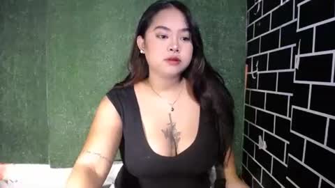 Snapshot of pickme_69xx chatting on 09-29-25, 05:23 SEVE online show from 09-29-25, 05:23