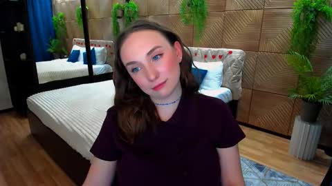 Emelie online show from 02-19-26, 05:31