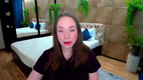 Emelie online show from 04-13-26, 10:10