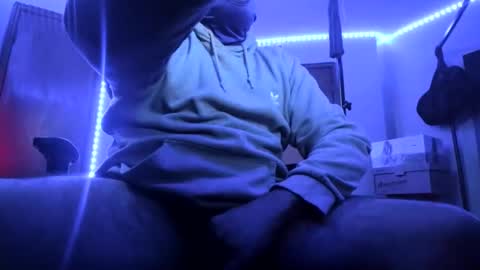 Snapshot of pierced_leather chatting on 11-29-25, 03:42 pierced_leather online show from 11-29-25, 03:42