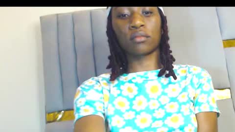 Snapshot of piercequin chatting on 01-09-26, 12:02 piercequin online show from 01-09-26, 12:02